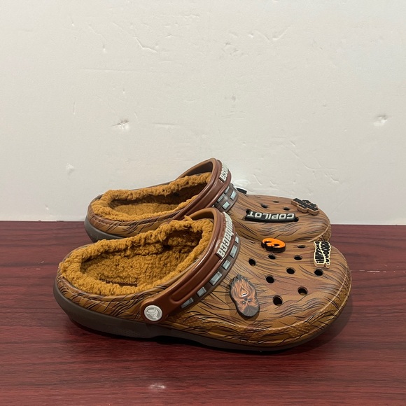 Crocs x Star Wars, Classic Lined Clog, 208858-206, Chewbacca - Picture 2 of 16